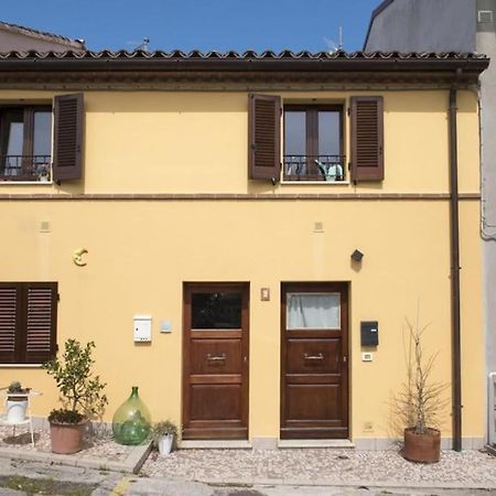 Apartamento Grazioso Bilocale A 5 Minuti Da Numana Exterior foto