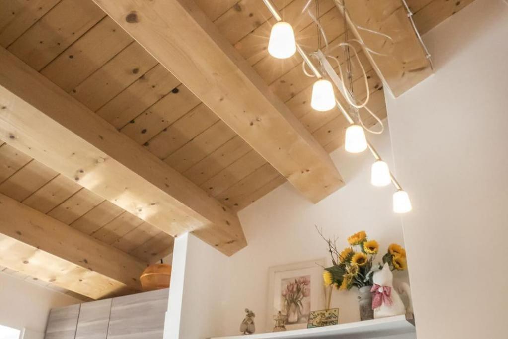 Apartamento Grazioso Bilocale A 5 Minuti Da Numana Exterior foto